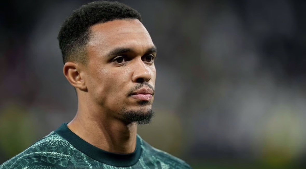 AnfieldPapers's tweet photo. [🟢] BREAKING: Former Liverpool defender Trent Alexander-Arnold has been nominated for the Bench d’Or.

Congratulations Trent. 👏 

(@lequipee) https://t.co/jHmXP3eO9W