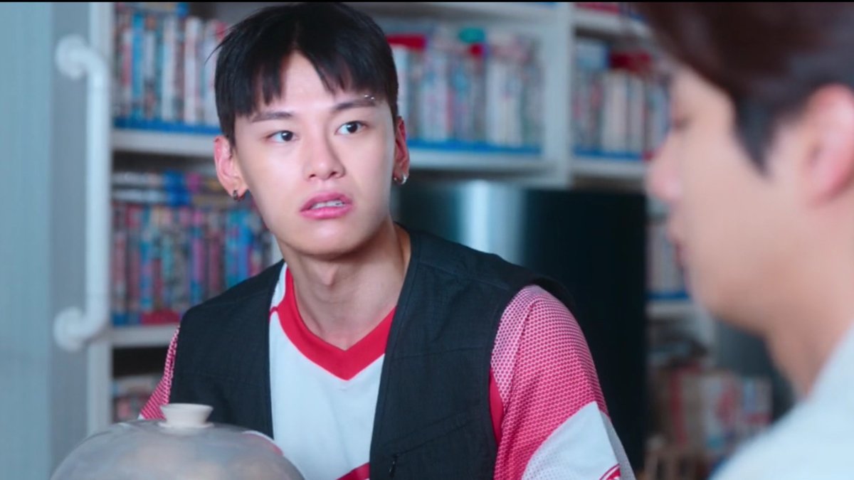 sanchoo99's tweet photo. Jeong-hu is looking at him, amused.

Jeong-hu: You're staring.

Yong-jun, smiling apologetically: Sorry.

Jeong-hu: Are you curious about my piercings? Every time I come here, you're fixated on them. No way...you're not one of those people who think these are for thugs, are you? https://t.co/2nEOIofj7U