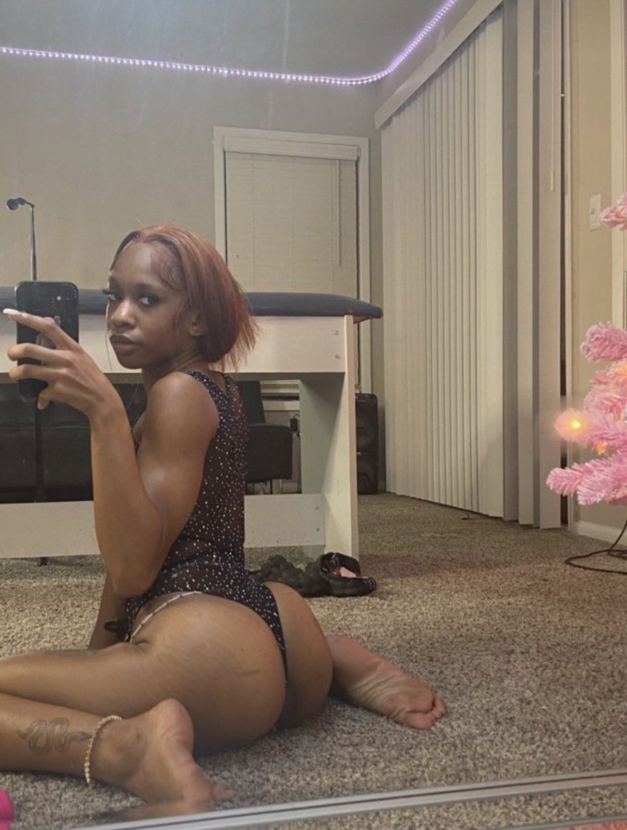 yella_b2's tweet photo. New toys available Dm for ft show 💰📲 $40 only 

Telegram 💬: https://t.co/AxvklkhR9K https://t.co/QVCgLPai51