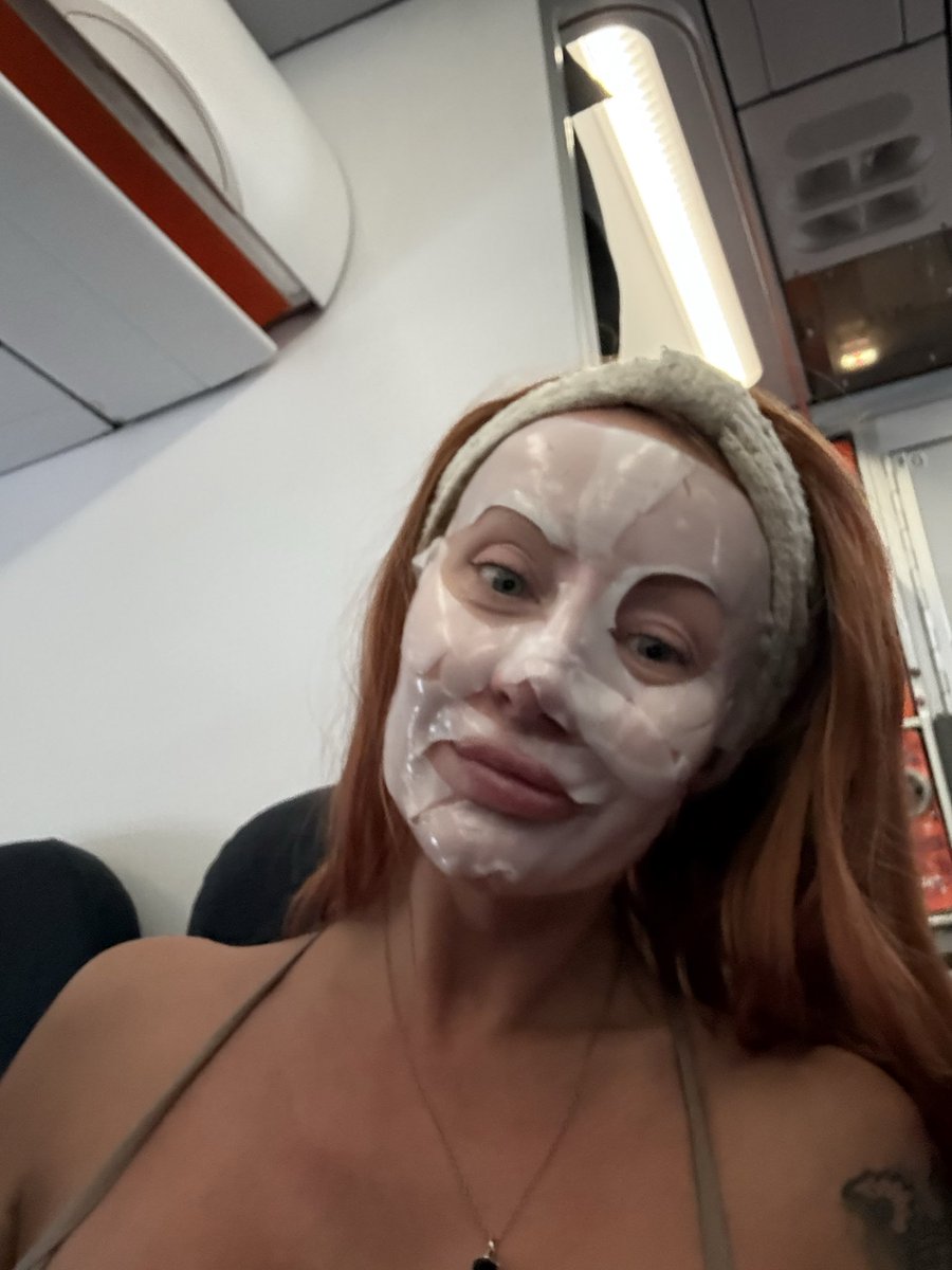 real_moneyshot's tweet photo. Happy birthday to the absolute stunner!

Couldn’t ask for a better person to support me in all my fuck ups! 🫣

@Zoe_greybeauty https://t.co/9hOfajBDuQ