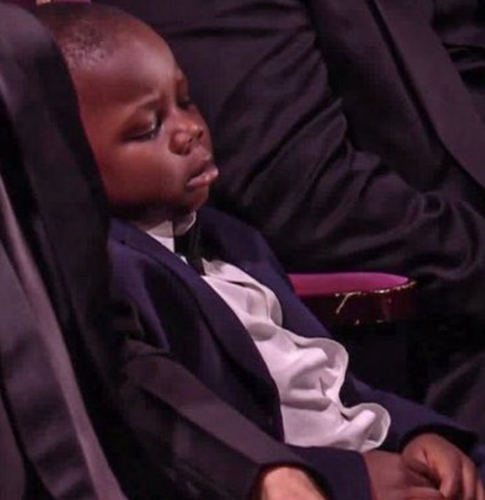 yleniaindenial1's tweet photo. KEYNE LAMAL SEI UN MOOD 

#BallonDor https://t.co/9o6NWNQAB8