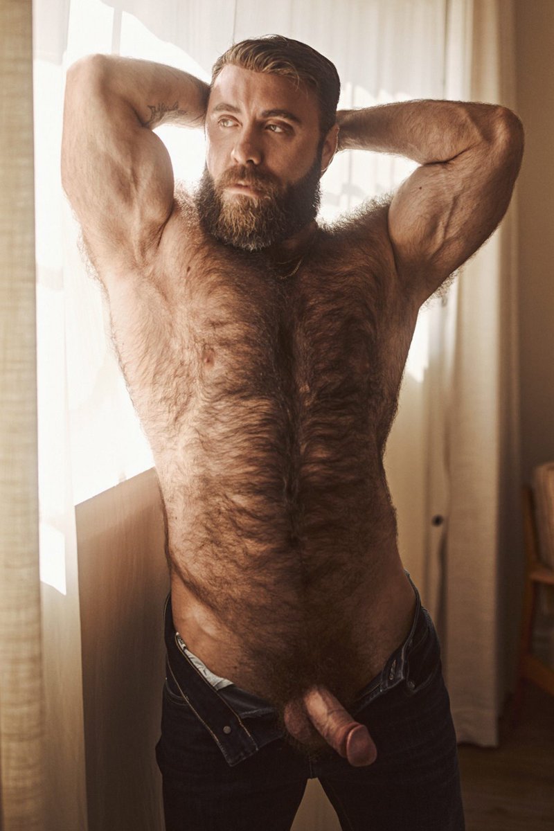 TheXXXTeddyBear's tweet photo. Who wants to suck my hairy cock until I shoot a thick load down their throat? 😈 https://t.co/5eo9JpEdoD