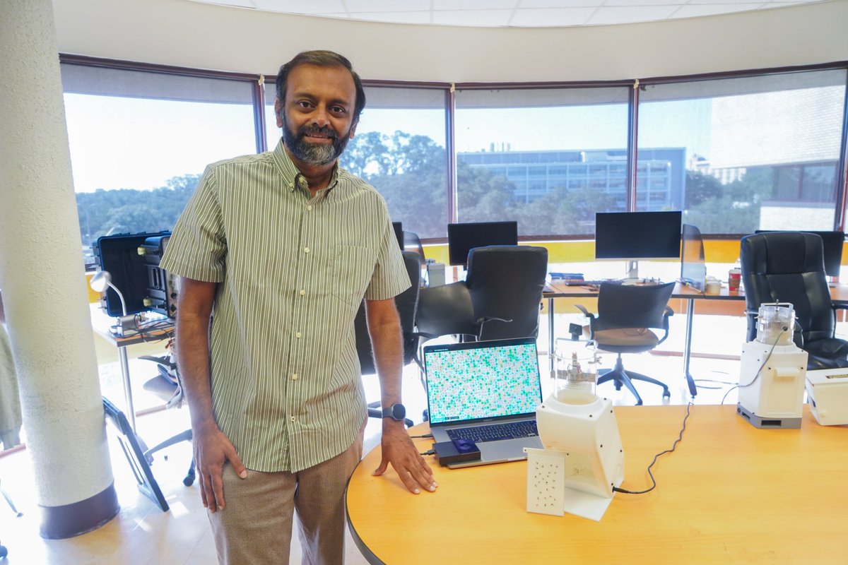 USFResearch's tweet photo. Florida is experiencing one of its most severe dengue outbreaks in decades. USF startup Digitomy is responding with a patented AI-powered mosquito trap that identifies mosquito species with over 98% accuracy, supporting rapid public health interventions. https://t.co/O6RpP1PWio https://t.co/I2XYDZeFpJ