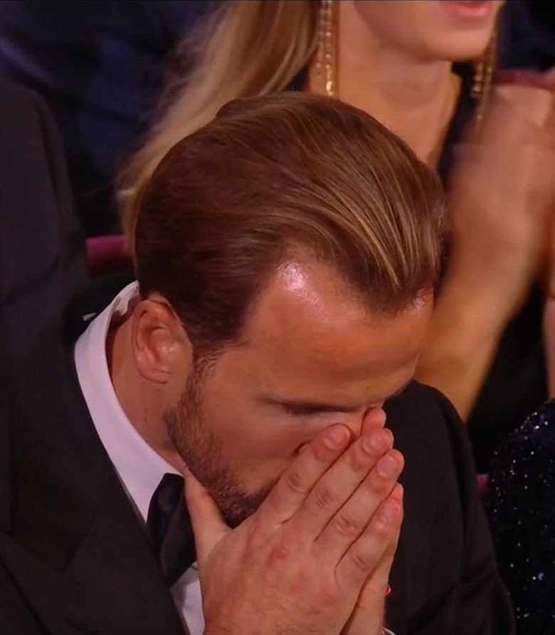 postmoddern's tweet photo. — Harry Kane’in tepkisi: #BallonDor https://t.co/Lq1VtptNkl