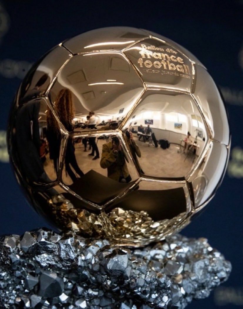 Thothni2701's tweet photo. Harry Kane has officially won the 2026 Men’s Ballon d’Or
Congratulations 💐 https://t.co/yCW3YLmacc