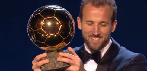 TPeddersen's tweet photo. @FCBayernEN 💪 @HKane 🏆 #Congratulations 👏👏👏 #kane
#Ballondor #fcbayern @FCBayern @FCBayernUS https://t.co/YUmpIoykEY