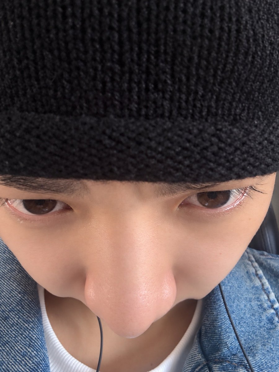 chococomyeong's tweet photo. 일어나자마자 행복하다 https://t.co/oXtwZdpbto