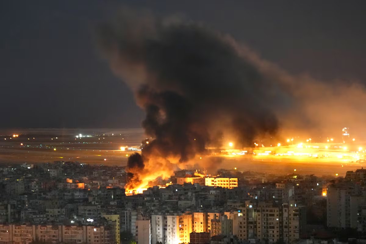 MundoEConflicto's tweet photo. 🇵🇸 🇮🇱 | La Comisión Internacional Independiente de Investigación de la ONU concluyó en un nuevo informe que Israel cometió crímenes de guerra, de lesa humanidad y genocidio contra civiles palestinos en Gaza y el Territorio Ocupado. https://t.co/2KR7iDpny2