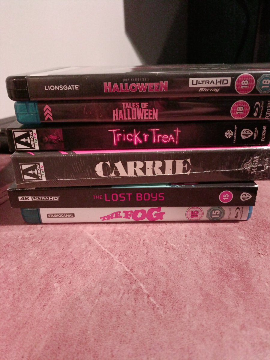 Horrorsmith's tweet photo. My Halloween watchlist for this year. https://t.co/Jd1f0P2vUb