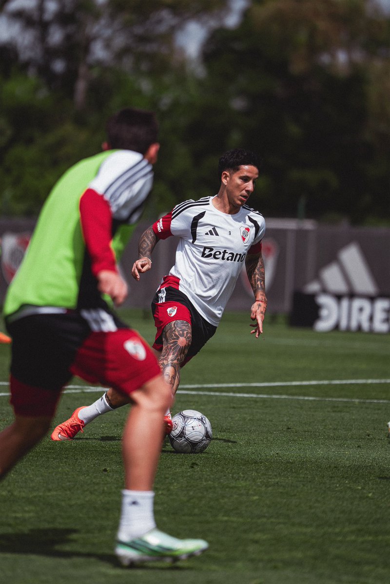 RiverPlate tweet picture