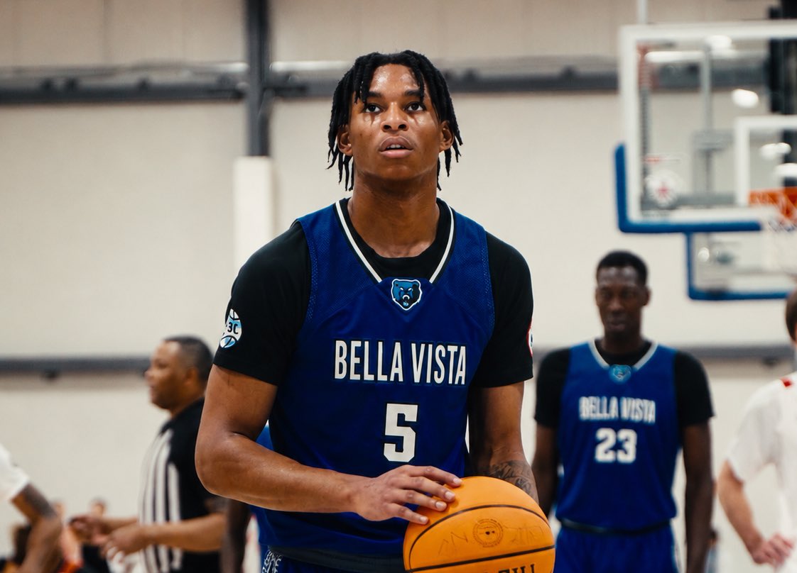 RealRobReinhart's tweet photo. #BREAKING: Four-star SF Jalen White is committing to Mississippi State, per source.

The 6’6 Las Vegas native chose the Bulldogs over Washington, Kansas, and others. The Dogs start the season with a huge addition to their 2027 recruit class. https://t.co/vE2PFUPE9W