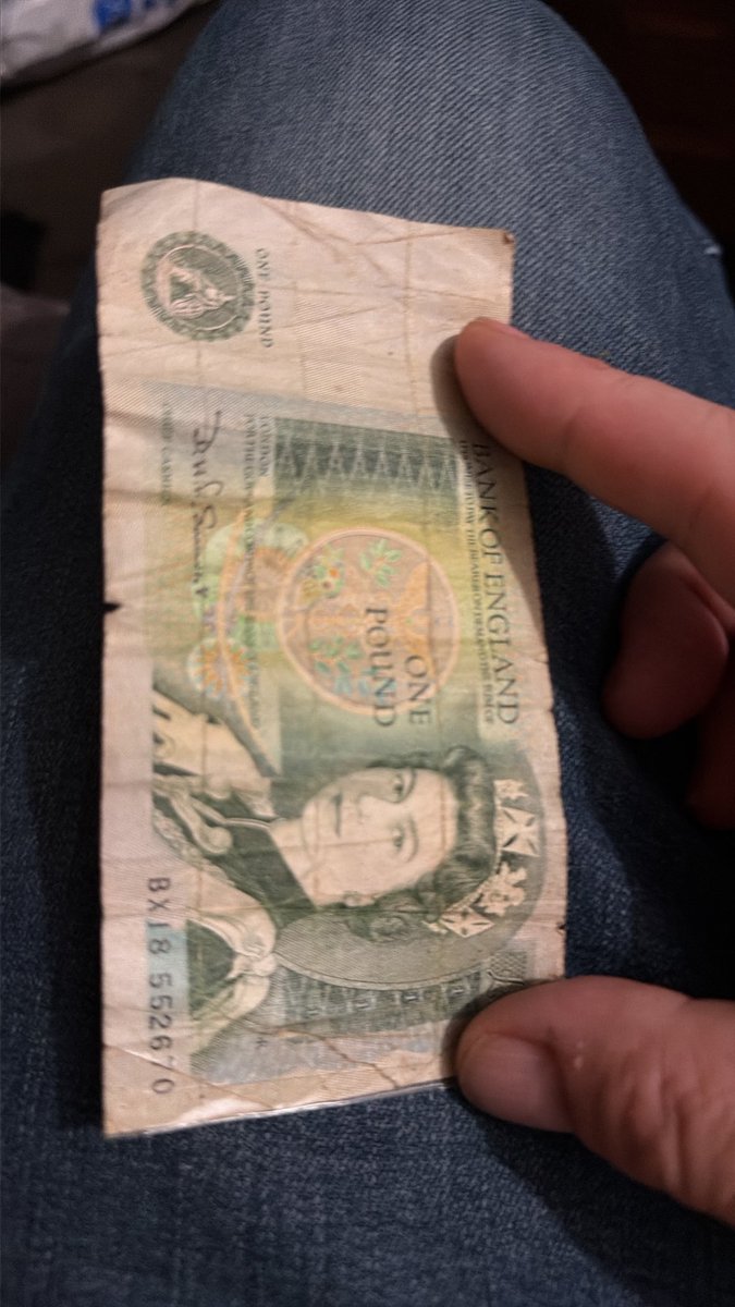SidSnottus's tweet photo. Life was good when these were legal tender. Just found one in One of my old drawers and boy, did it take me back to days gone by #80s #90s https://t.co/Ey9HXqn0mW