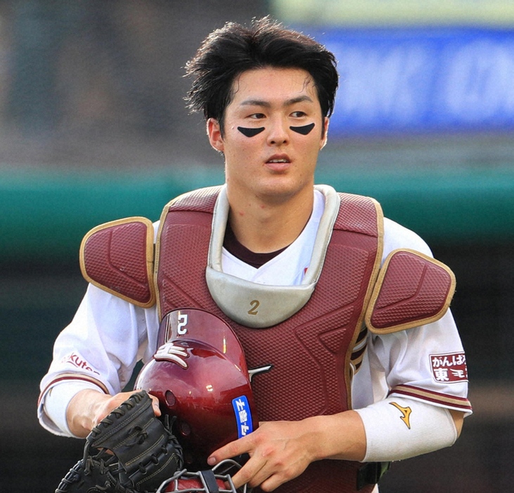 gnomotoke's tweet photo. 楽天・太田光　FA行使へ　ドラフト前日の21日に意向伝える　球団の編成方針に配慮（スポニチアネックス）-Yahoo!ニュース https://t.co/OcbSoIVvYd

楽天の太田光捕手（30）が、今年6月に初取得した国内フリーエージェント（FA）権を行使する意向を固めたことが26日、分かった。 https://t.co/v19hofYHxf