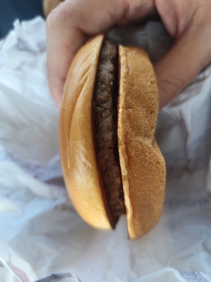 Bitcentz's tweet photo. No context hamburger https://t.co/TVPIiNkAHf