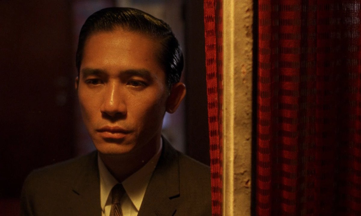 EvaArriagaD's tweet photo. 🎥 'In the Mood for Love' (Wong Kar-wai, 2000). https://t.co/GKVJcGbyDm