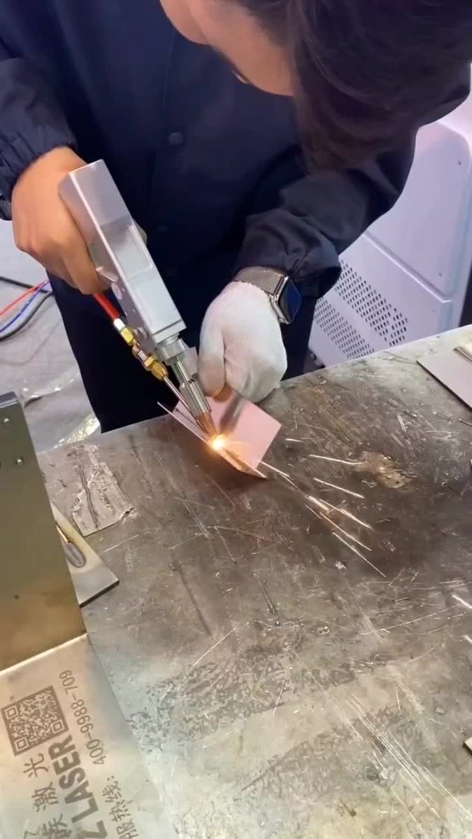 ex11mi's tweet photo. [焊短执]を使った手作り工具、超便利！作業が早くなるのが嬉しい， https://t.co/7hUDG9QEQV