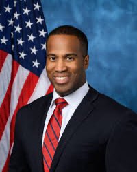 ScottWalker's tweet photo. John James is running for Governor in Michigan. But wait, Wes Moore is campaigning for his opponent. 

Voters should not cast their ballots based on race, but Moore can’t complain about their not being more African American Governors if he campaigns against quality candidates. https://t.co/OaL3IvKUBX