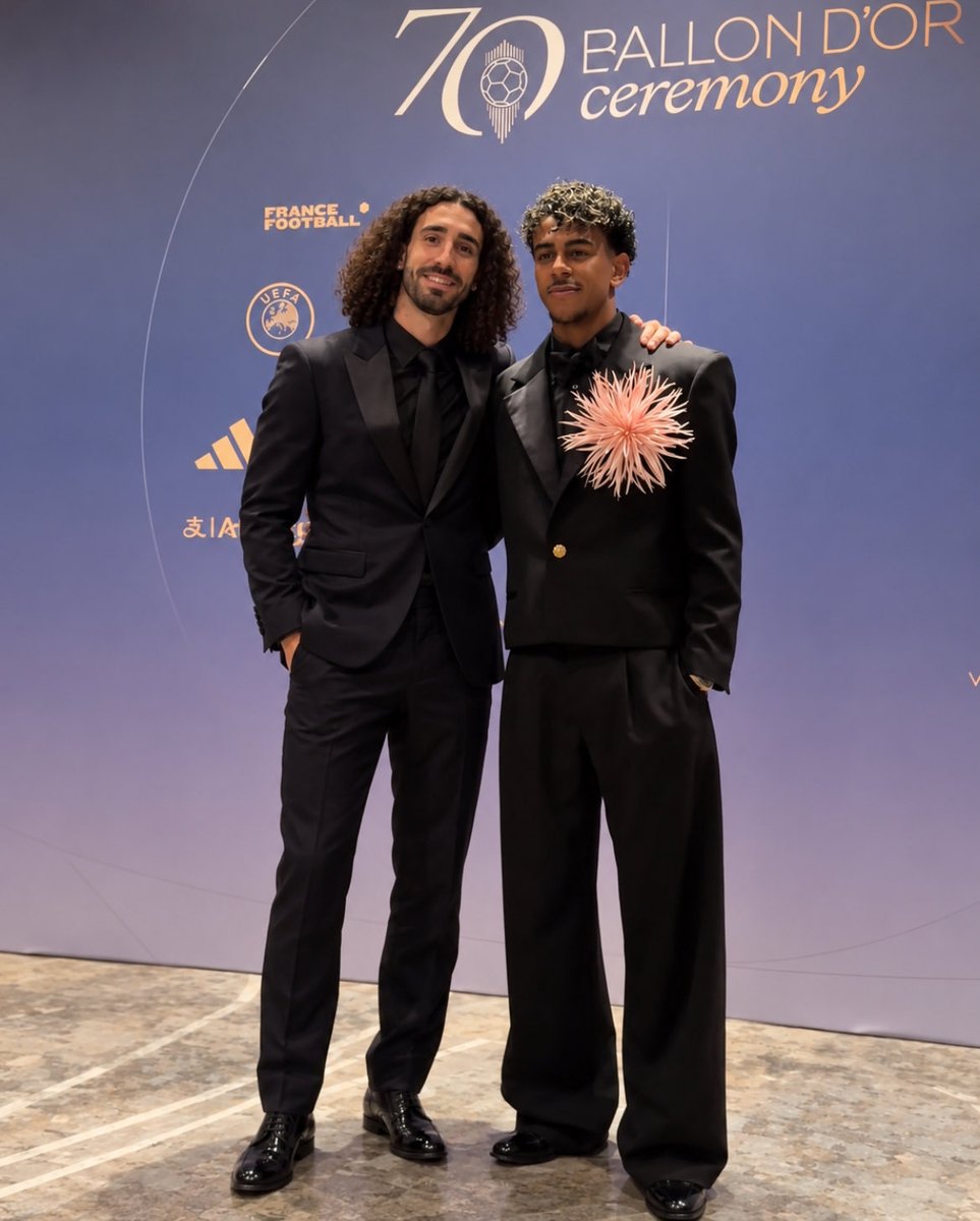 SkeletonRM's tweet photo. Lamine Yamal ha llegado a la gala del balón de oro acompañado por su padre. #BallonDor https://t.co/GrwSWhEM5F