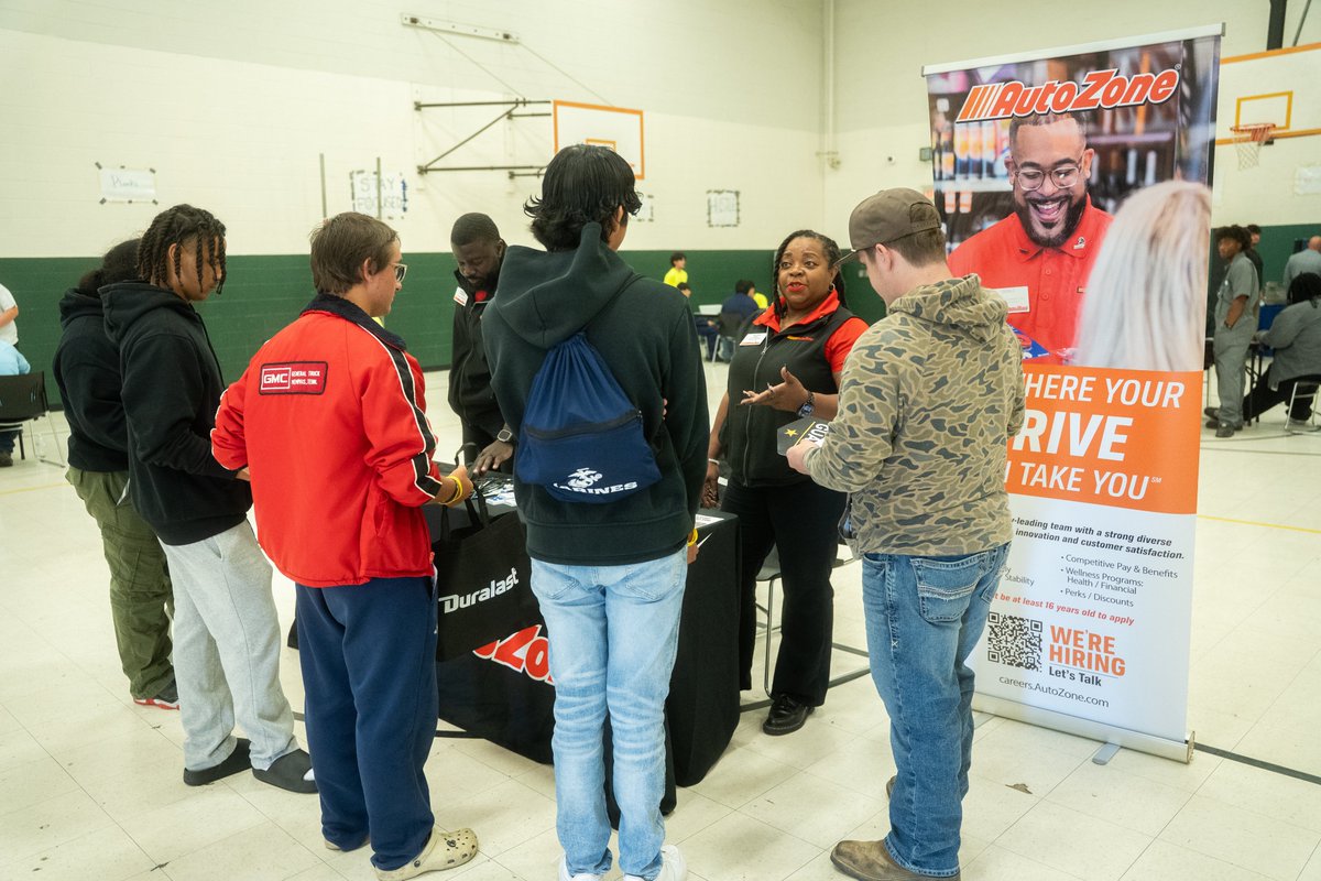 MSCSK12's tweet photo. Cordova High School’s annual Automotive Job Fair connects students from automotive and diesel programs across MSCS with industry professionals. Students explored career opportunities and connected with representatives, gaining insight into potential paths after graduation. https://t.co/E7AZak0yN9