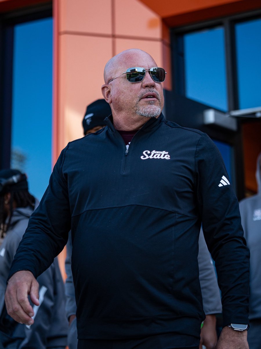 NMStateAggies's tweet photo. Stop by @rudysbbq or tune in to @ZiaCountry for the Coaches Show tonight at 6 PM!

@MJ_PxP will catch up with @Coach_TSanchez and it’s our first chance to hear from basketball coaches @CoachJHoot and @Coach_Amadou!🎙️

📻https://t.co/6kn3d1f4IM

#AggieUp https://t.co/fa97bMtRB3