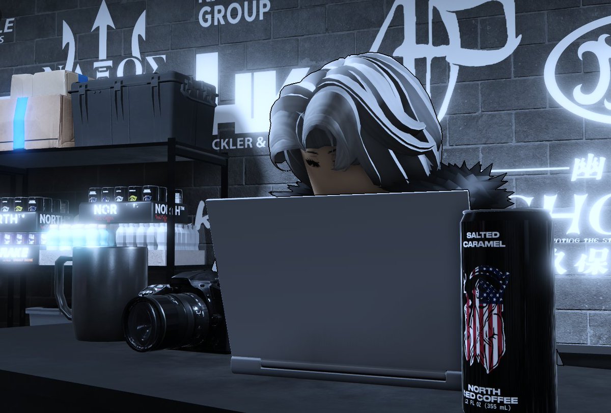luna1251360's tweet photo. Work time #robloxcondo #rr34 https://t.co/iEMbixJLhT