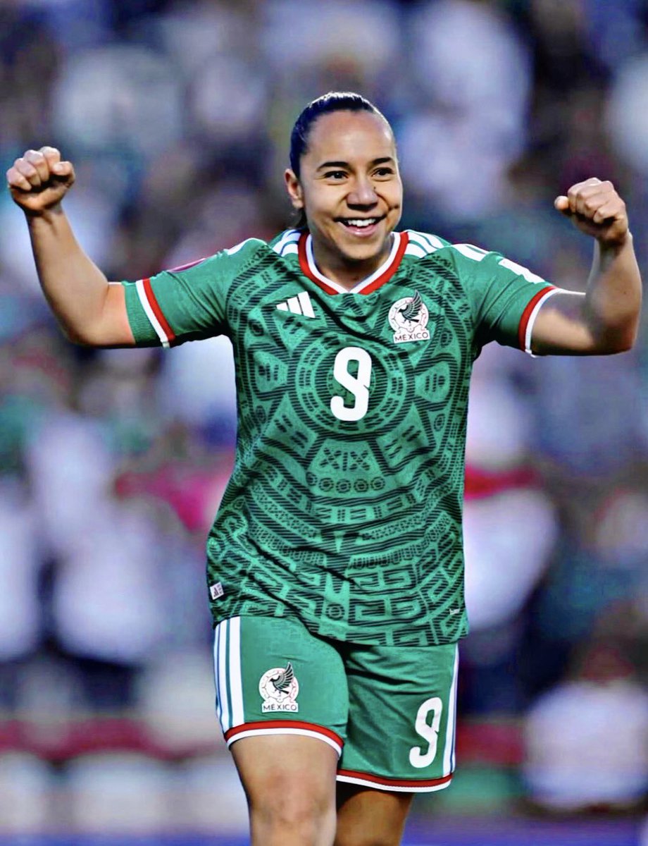 AllFutbolMX's tweet photo. The BEST women’s striker in the world is MEXICAN, and her name is CHARLYN CORRAL.

HISTORIC. VIVA MEXICO. 💚🤍❤️ https://t.co/rlwGwfnMth