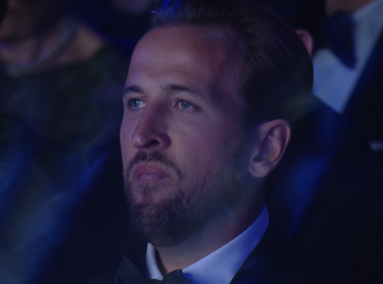TouchlineX's tweet photo. 🚨 𝗡𝗘𝗪: Lamine, Mbappé and Kane enjoying the performance. https://t.co/QgWWRmj92e