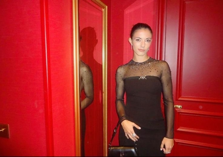 _midwicket's tweet photo. Missing the queen of the Ballon d’Or like a mf https://t.co/OJLS9ZvM1M