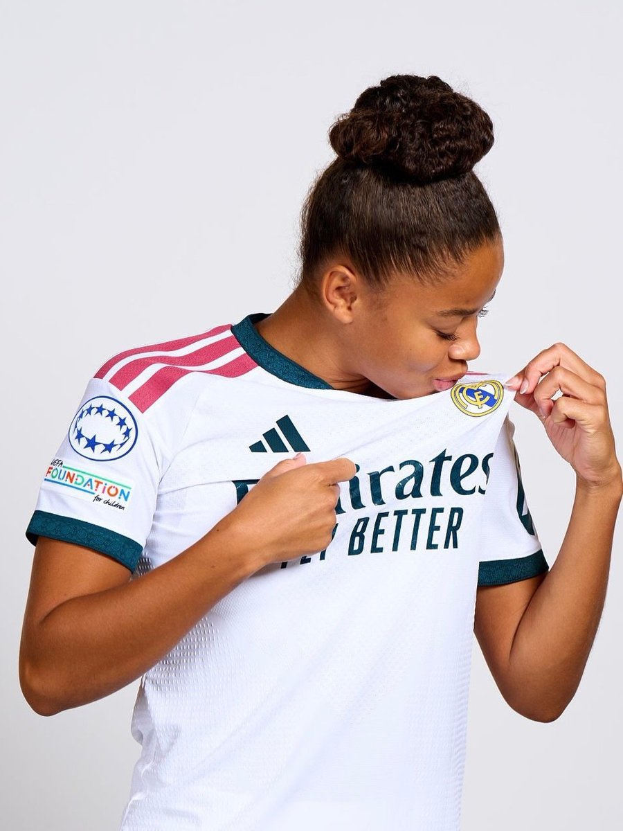 madridfemxtra's tweet photo. Felicia Schröder 

2025/26 (Häcken):
• 42 partidos
• 45 goles
• 12 asistencias
• 57 G+A
• 1 G+A cada 61 minutos

• 🏆 Damallsvenskan
• 🏆 UEFA Women’s Europa Cup
• 🥇 Máxima goleadora de ambas competiciones
• ⭐ MVP y Delantera del Año de la Damallsvenskan

2026/27 (Real Madrid + Suecia)
• 12 partidos
• 15 goles
• 2 asistencias
• 17 G+A
• 1 gol cada 47 minutos

60 goles y 14 asistencias en 57 partidos. 19 años. 🌟🇸🇪