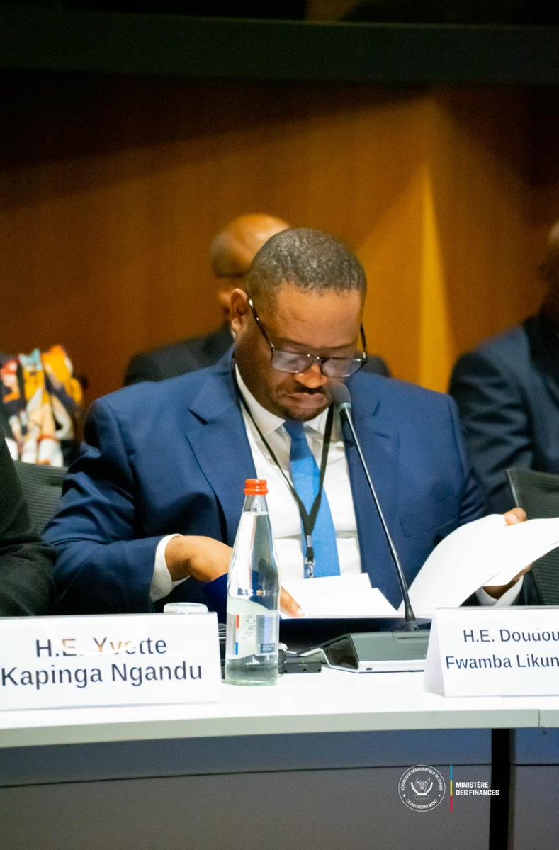 OlivierDomyBey1's tweet photo. 🇨🇩GRAND INGA : LA RDC ET LES ÉTATS-UNIS RENFORCENT LEUR COOPÉRATION
Ce 26 octobre 2026 à Paris, la RDC et les États-Unis franchissent une nouvelle étape dans la coordination et la gouvernance du projet hydroélectrique Grand Inga.
Ce projet stratégique vise à renforcer l’indépendance énergétique du pays, soutenir l’industrialisation, créer des emplois et attirer des investissements.
Comme l’a rappelé le Président Félix-Antoine Tshisekedi : « L’heure est de passer à la réalisation du projet. »
🇨🇩 Grand Inga : transformer le potentiel énergétique congolais en richesse et en progrès pour le peuple.
#RDC #GrandInga #Développement