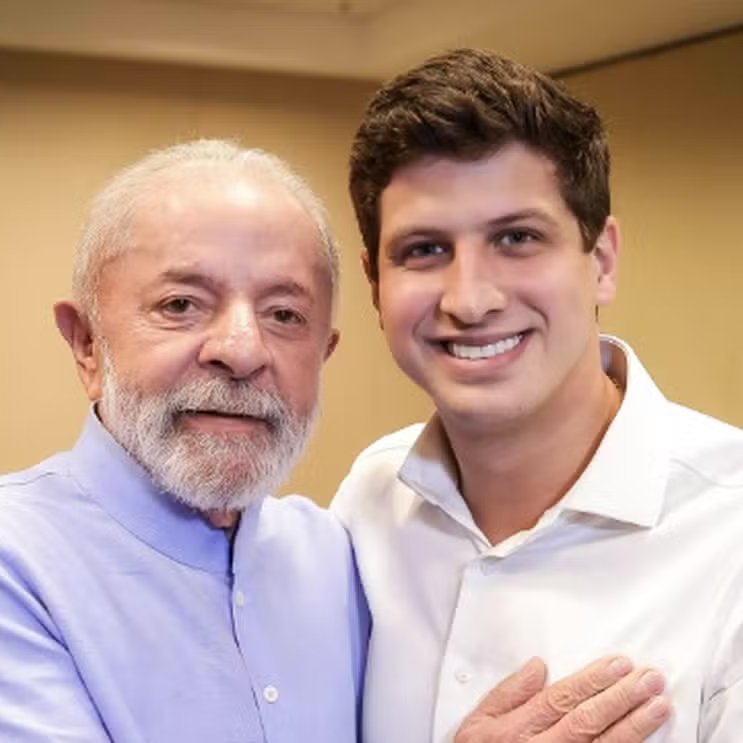 poptime's tweet photo. 🚨⭐ Aliados de Lula querem João Campos como ministro da Ciência e Tecnologia do Governo, a mesma pasta que seu pai, Eduardo Campos, comandou no passado. https://t.co/IBwvaisgAw