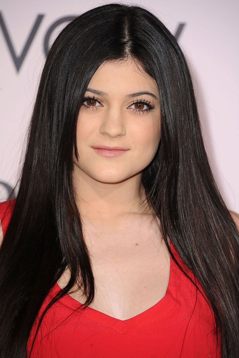 rayaneesxz's tweet photo. Em choque com a Kylie Jenner antes e depois da cirurgia https://t.co/FErgXbjRsz