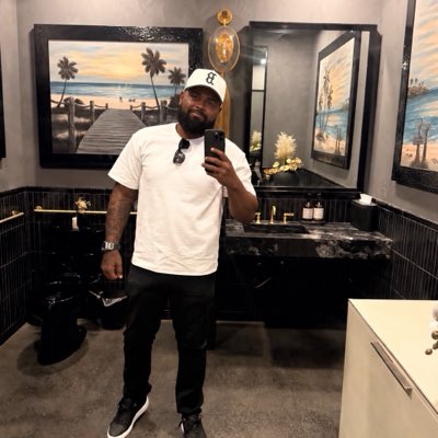 speakfacts94's tweet photo. #NewProfilePic https://t.co/wz4rbyGP5N