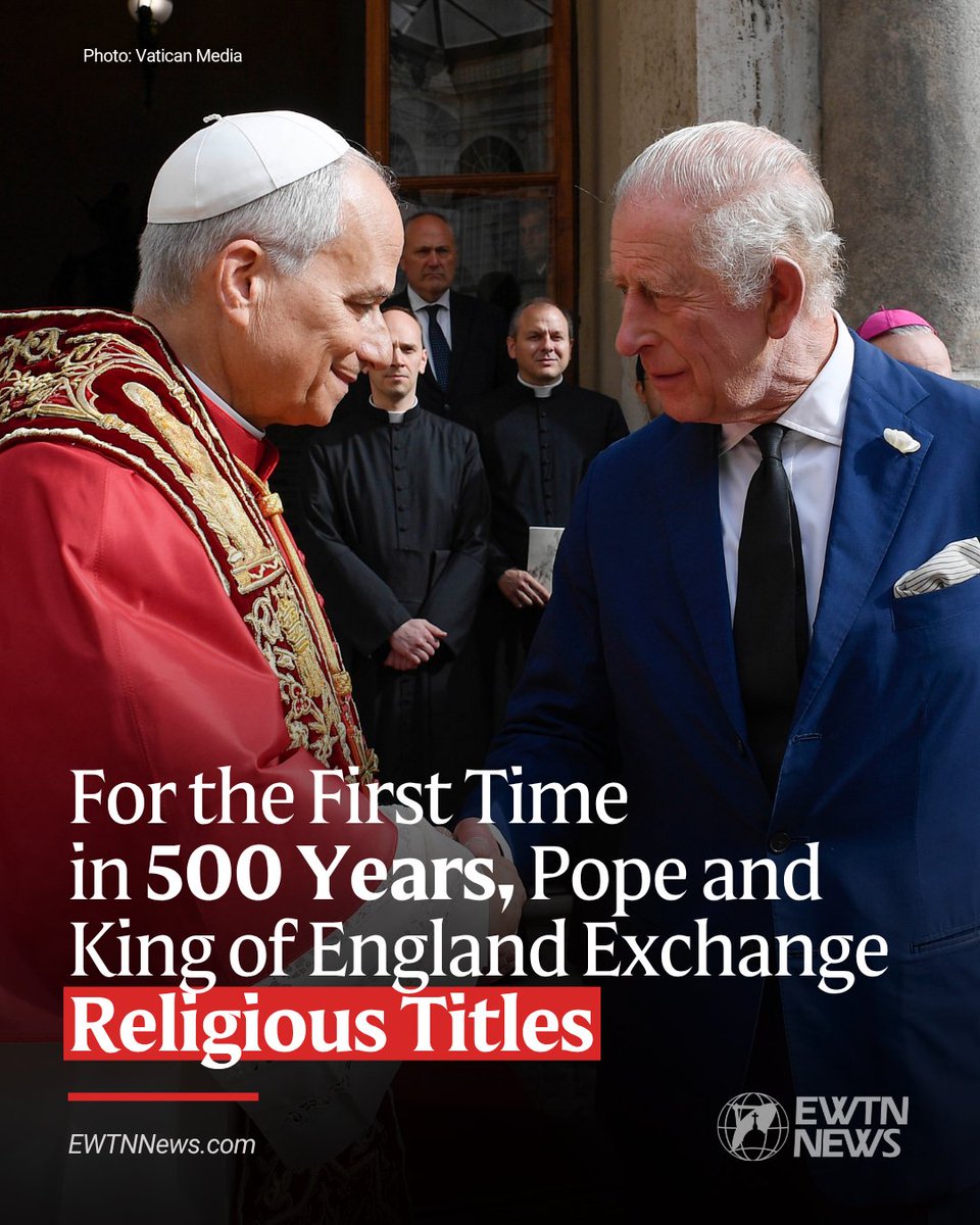 EWTNews's tweet photo. Pope Leo XIV and King Charles III of England have bestowed honorary religious titles upon each other, the first time this has happened in 500 years according to the official website of the British Royal Family.

“With the gracious approval of His Majesty the King, the Dean and Canons of Windsor are delighted to announce that His Holiness Pope Leo XIV has become Papal Confrater of the College of St. George at St. George’s Chapel, Windsor,” states the text published on Oct.23.

The announcement highlights that both leaders sought to underscore the ties between Christian traditions, within a global context marked by polarization and conflict.

“Mindful of the value of Christian unity, in an increasingly polarised and turbulent world, The King and The Pope have joined together in Christian brotherhood and, for the first time in half a millennium, are receiving religious titles which underscore what unites rather than what separates the Roman Catholic Church and the Church of England,” the text notes.

The statement adds that this gesture represents “a visible sign of spiritual fellowship, ecumenical friendship and Christian fraternity.”

It also acknowledges the historical ties between the college and St. George’s Chapel, Windsor, and the Holy See, as well as the progress made in relations between the Catholic Church, the Church of England, and the Anglican Communion.

The text notes that October marks one year since the “historic state visit to the Holy See” made by King Charles III and his wife, Queen Camilla. On that occasion, the British monarch was received as a “royal confrater” of the papal basilica and abbey of St. Paul Outside the Walls in Rome. At that time, the Holy Father had already been invited to become a “papal confrater” of St. George’s at Windsor.

Just as there is already a chair for the King of England at the basilica of St. Paul Outside the Walls, a similar chair for the pope will soon be unveiled in St. George’s Chapel at Windsor. It will be consecrated in the European autumn, alongside a “mosaic icon of Christ of Cefalù, gifted to His Majesty by His Holiness during the State Visit,” the statement concluded.

Read more: https://t.co/NpVLQX8cUs