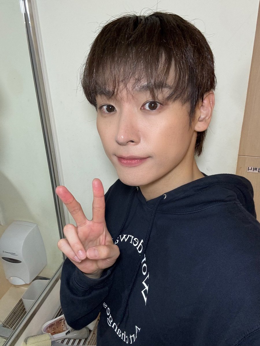 fmvn_712's tweet photo. 인성시🙂 https://t.co/LfPFx57GeR