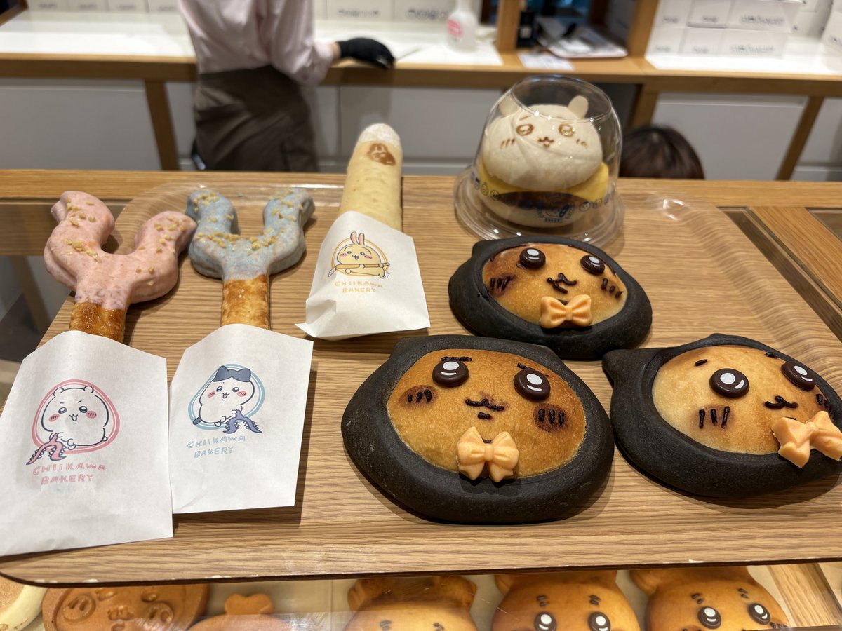 miktkmt's tweet photo. 昨日は運動会代休で三男とちいかわデート❤️
ちいかわベーカリー→ちいかわランド（原宿）→竹下通り→池袋に移動→ゲーセンでちいかわブランケットget→ちいかわレストラン
というちいかわ尽くしな1日でした🫶 https://t.co/PMUAbc6lKD