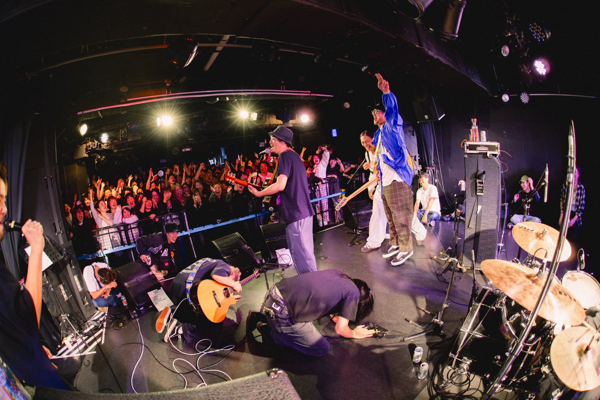 sugardustcurry's tweet photo. 2026.10.25
at 大阪 SUNHALL
HEY-SMITH pre.
"HAZIKETEMAZARE FESTIVAL 2026 AFTER PARTY"

organic dustboxとしての出演！

知らない人を補足すると、健太郎（Northern19）をメンバーとして迎え、アコースティックライブをするdustbox！
はちゃめちゃで楽しかったねw
思い出し笑いで幸せ(ﾟ∀ﾟ)☆ https://t.co/2tokg0SGdl