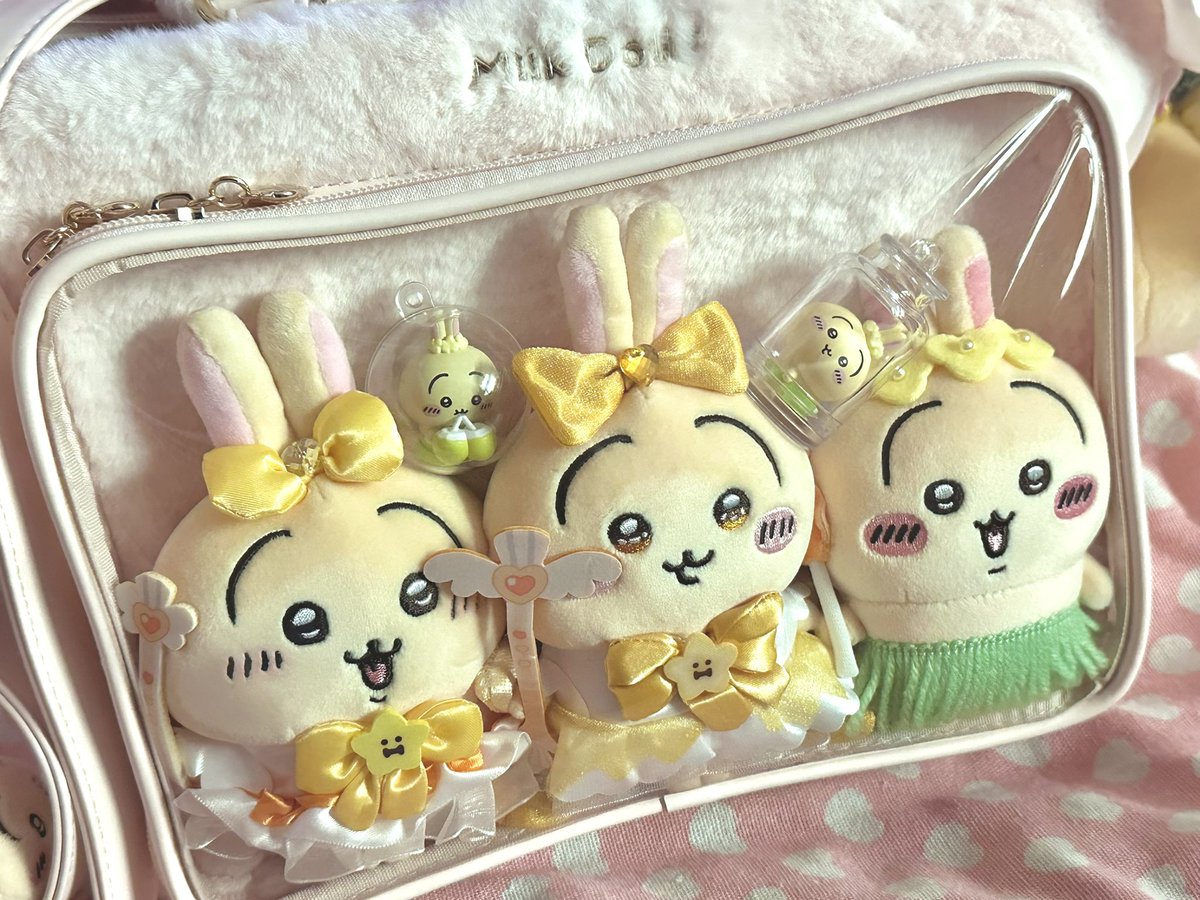 usaac_toast's tweet photo. 오늘 나랑 데이트할 우사기들
이타백 왔어요 사진보다 진짜 실물이 미쳤음
딸!기!우!유!🍓🥛 https://t.co/alKQ10Mi6n