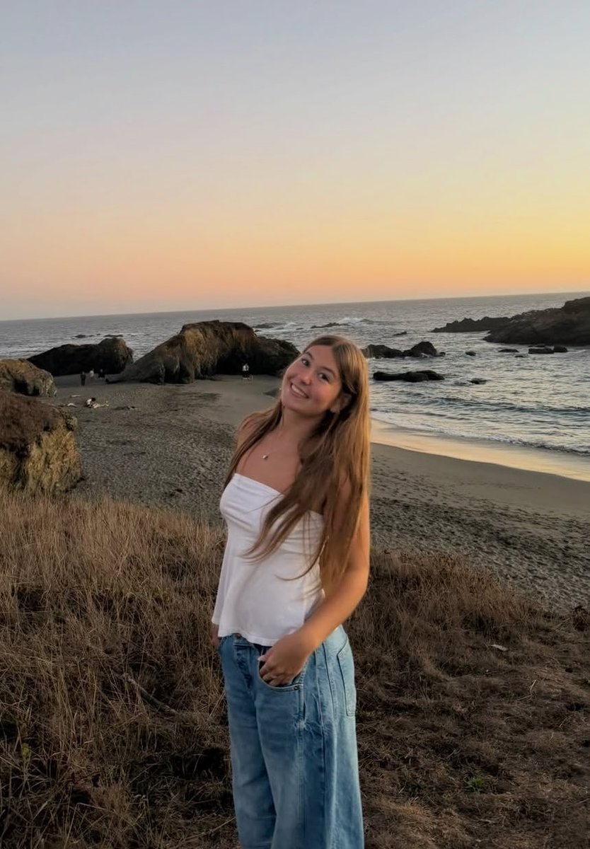 jusklyy's tweet photo. can someone please cuck me into feeding them my irls and feet pics (some of them i have bikini) pick who you want (part 2)
#cuck #irl #tribute #loser https://t.co/lTHc9v9xwu