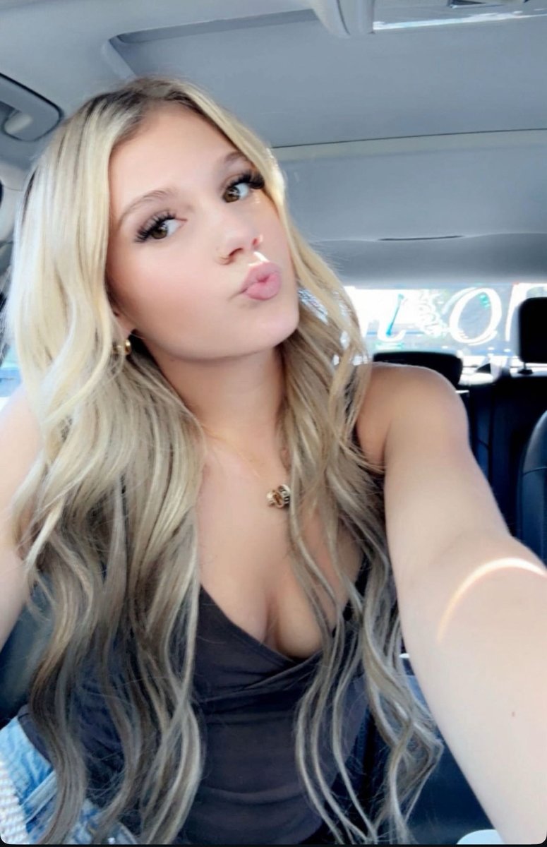 jusklyy's tweet photo. can someone please cuck me into feeding them my irls and feet pics (some of them i have bikini) pick who you want (part 2)
#cuck #irl #tribute #loser https://t.co/lTHc9v9xwu