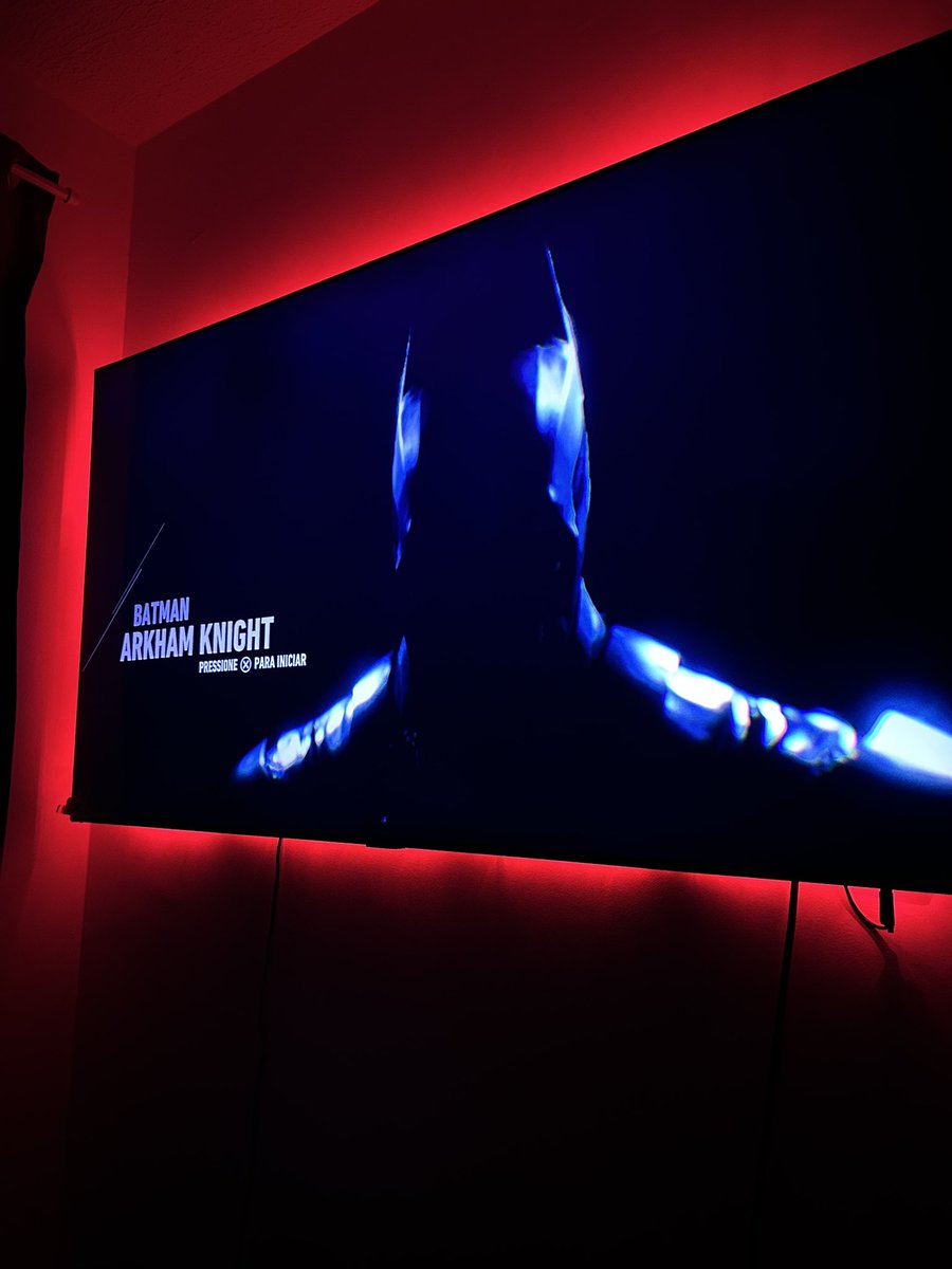 livingforbey's tweet photo. 🦇 https://t.co/XgHexyoZd1
