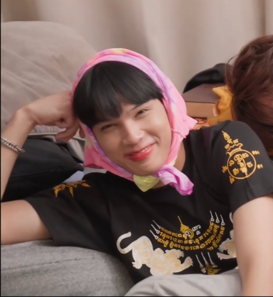 KadePPKM's tweet photo. อัลทอนทำหน้าตลกจัด แล้วดูรีแอคทีมลิตเติ้ล😅😅😅😅🥰

#OopsBrosEP09BROSTOGETHER
#bosstong #copbank
#LittleAnton #ToeyPhoom
#suasarin #GuyWasu https://t.co/zZ18ngCX09