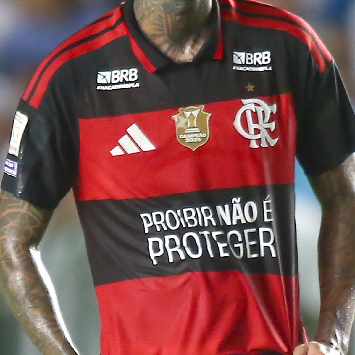 KIRRLEY's tweet photo. BAP não que largar o osso !
Alguém avisa q Rachid perdeu https://t.co/498GVal8Ea
