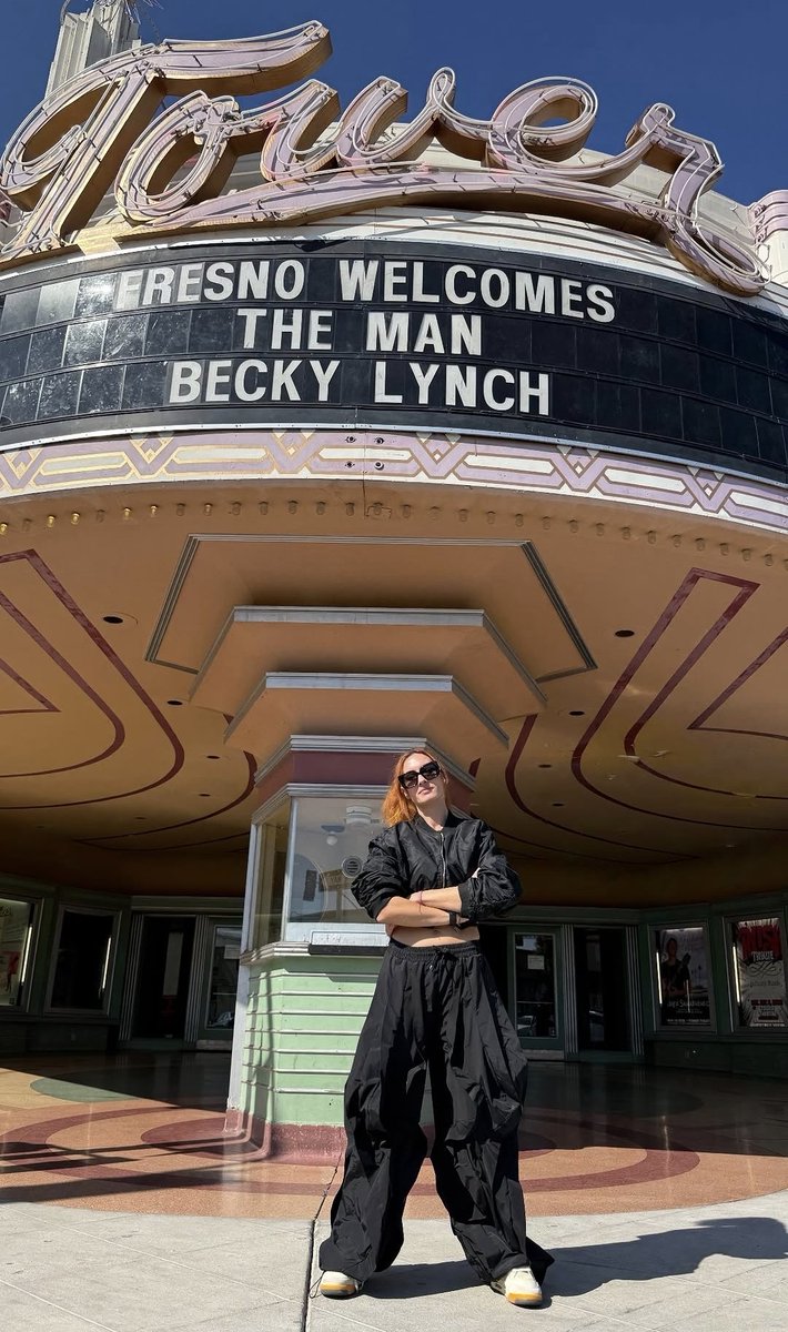 beckyBLcentral's tweet photo. New photo of Becky Lynch before tonight's #WWERaw in Fresno 
VIA Becky's IG stories https://t.co/jsB79Fh2tD