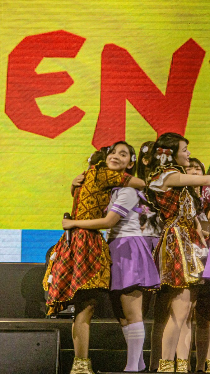 okta_upii's tweet photo. Yeeeeee bisa aja @N_IntanJKT48 https://t.co/AwCTJHzlKV