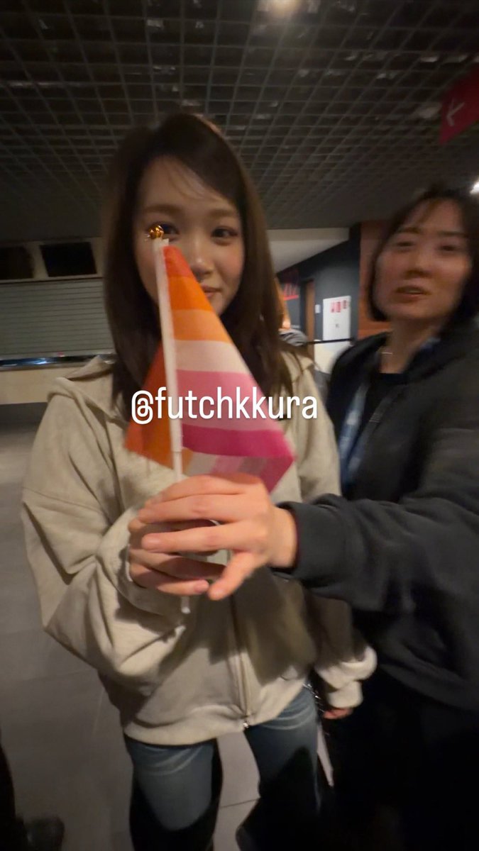 NE0FEBRUARY6's tweet photo. my gf https://t.co/OxAsKXfETv