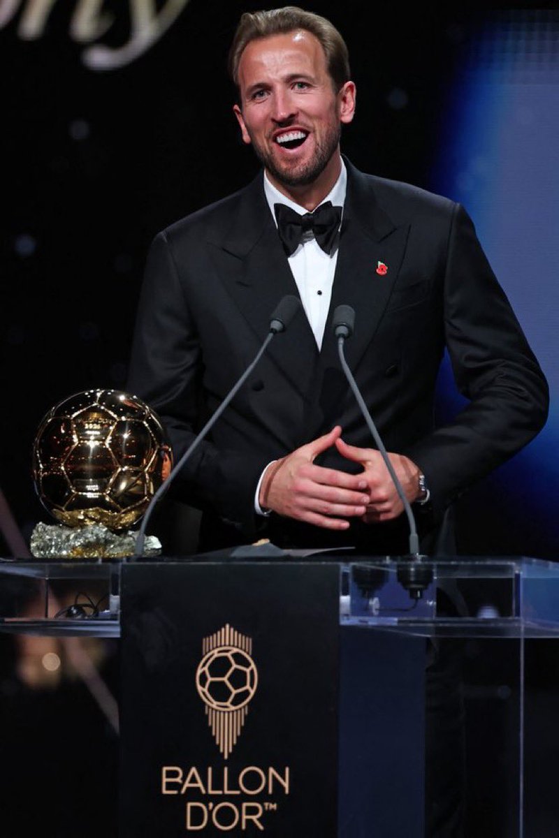 aurabluelyx's tweet photo. @HKane Well deserved, Harry. Congratulations. ❤️ Yamal fans cry for me 😂😂😂 https://t.co/Zrsg7kGClq