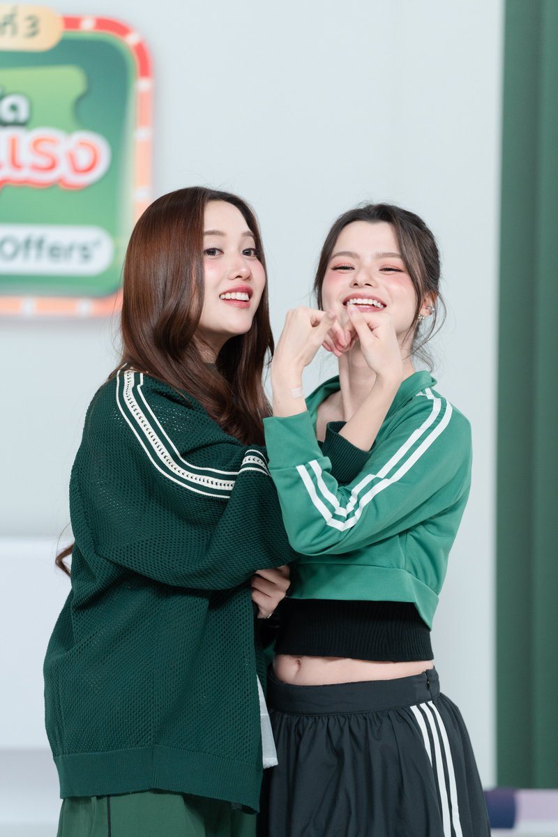 ThanhKieu9802's tweet photo. @centralwOrld Hope to see FreenBecky 🙏🙏😍😍
#ฟรีนเบค #FreenBecky
#centralwOrld
#CTWBKKCountdown2027
#CentralPattana
#ThailandCountdown2027
#CountdownAtCentral https://t.co/t2gBEyoYXm