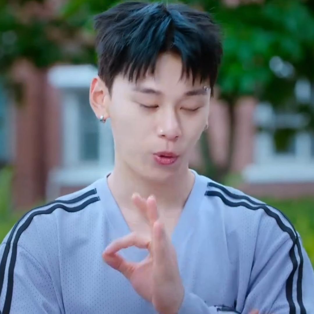 switchblaade_'s tweet photo. this pic of woomin cracks me up everytime 😭 his facial expressions in melo movie are absolutely gold https://t.co/6t8kaqq9zG