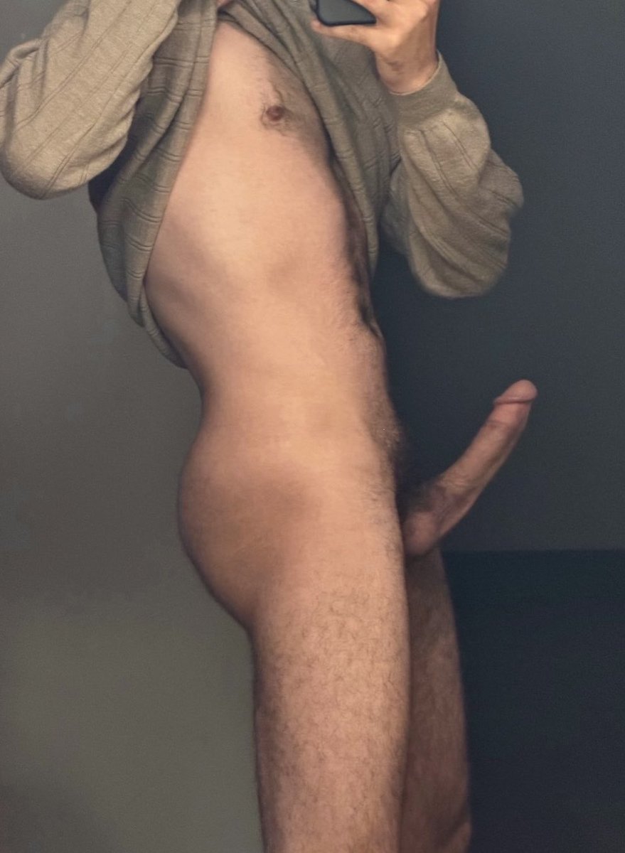 hung1cock's tweet photo. Throats needed https://t.co/DVx6WN8ep7